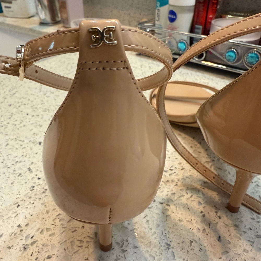 Nordstrom Tan Minimalist Kitten Heels - Picture 6 of 8